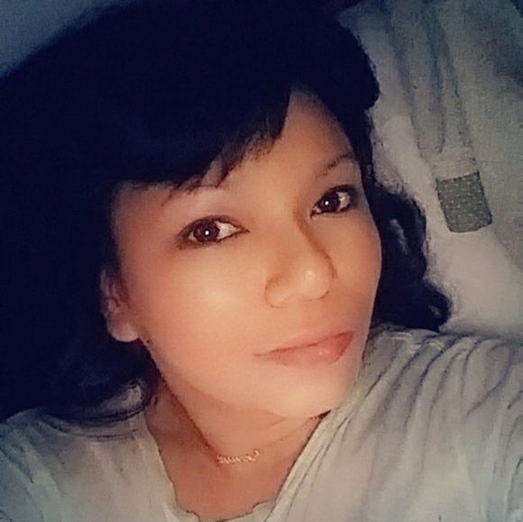 Meet your Posher, Vanessa - Picture 2 of 10